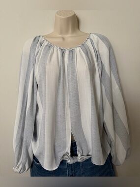 Love Riche White and Blue/Gray Vertical Stripe Peasant Blouse